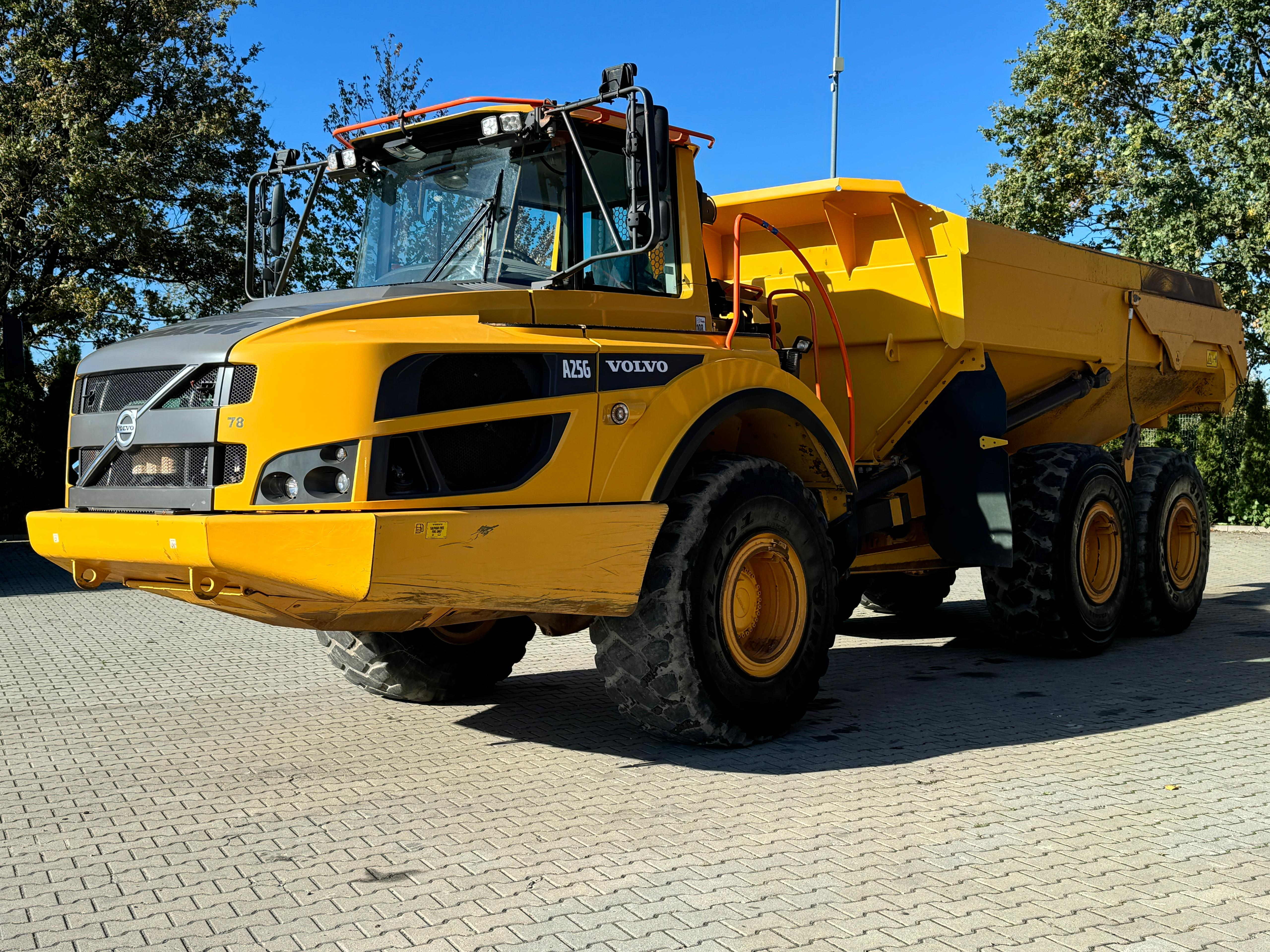 VOLVO A25G 6x6 WOZIDŁO